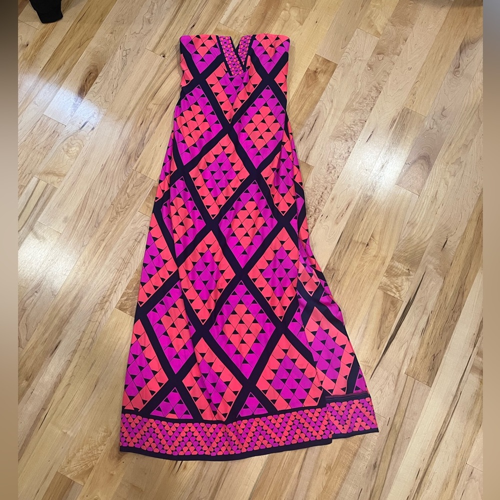 Never Worn GORGEOUS Alice & Trixie Celeste strapless maxi dress 😍